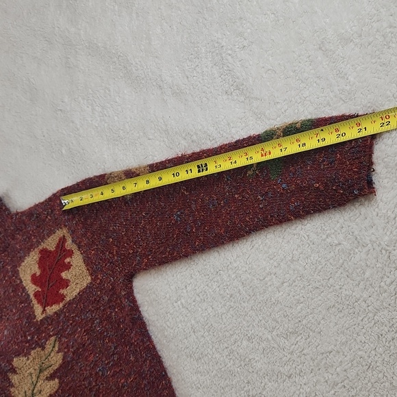 Chadwicks burgundy maroon leaves sweater M. Fall Thanksgiving wear. So pretty! - Picture 7 of 7